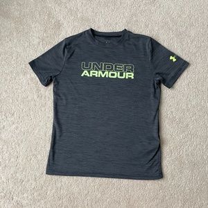Boys under Armour HeatGear t-shirt